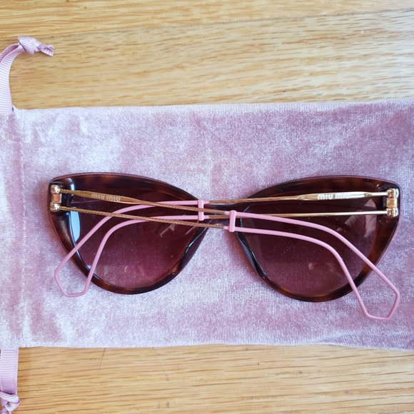 Miu Miu Classic Cat Eye Sunglasses - Picture 5 of 9